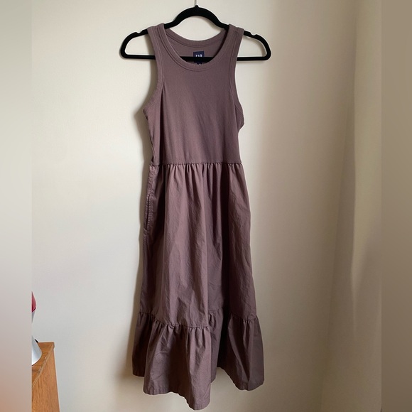 GAP Dresses & Skirts - Gap Sleeveless Midi Dress